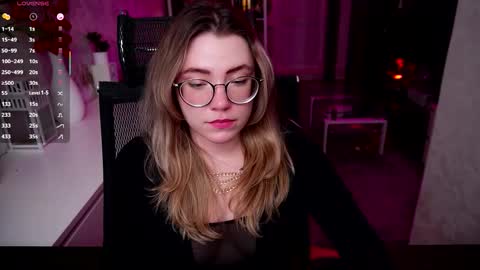 Snapshot of remywild chatting on 12.13.25 RemyWild online show from 12.13.25