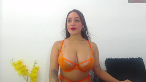 renatabrownn28 online show from 06.28.26