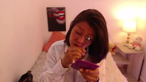 renataj online show from 10.14.25