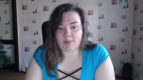 renataoia online show from 02.02.25