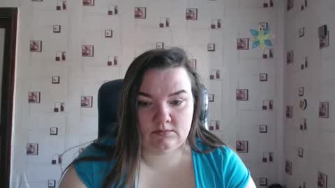 renataoia online show from 02.24.25