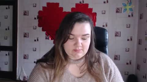 renataoia online show from 03.02.25