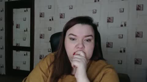 renataoia online show from 02.18.26