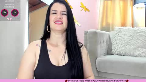 Snapshot of renataruiz_rr chatting on 02.25.25 online show from 02.25.25