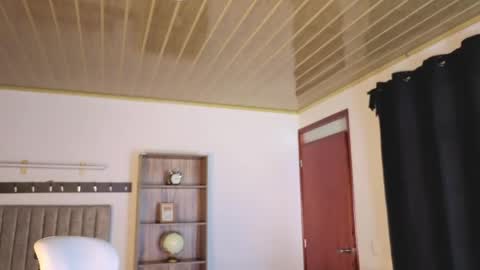 renaxi_smith online show from 03.01.26