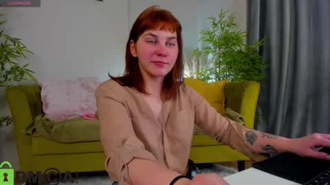 rene_shine online show from 11.14.25