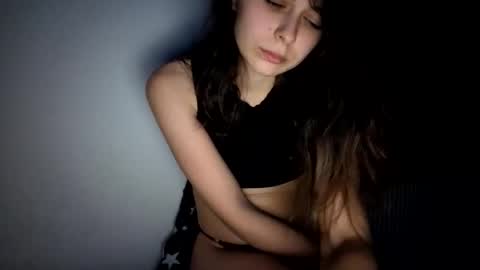 renee_loah online show from 11.13.25