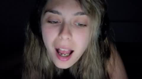 renee_loah online show from 05.14.26