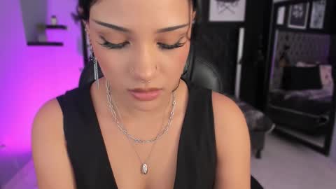 Snapshot of renee_shelby_ chatting on 03.04.26 Renee Shelby online show from 03.04.26