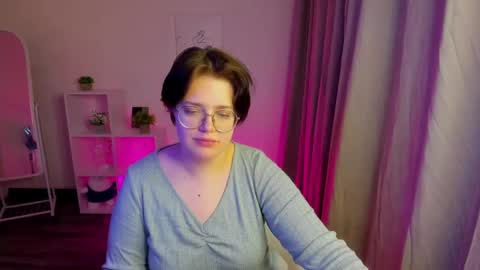 Snapshot of renee_turner chatting on 12.08.24 renee_turner online show from 12.08.24