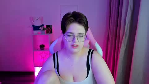 Snapshot of renee_turner chatting on 12.26.24 renee_turner online show from 12.26.24