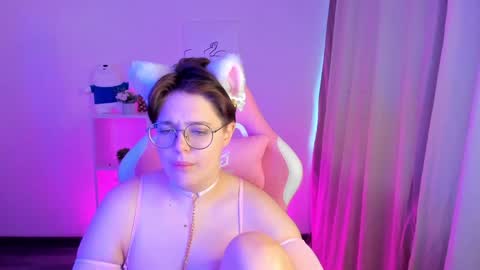 Snapshot of renee_turner chatting on 12.27.24 renee_turner online show from 12.27.24