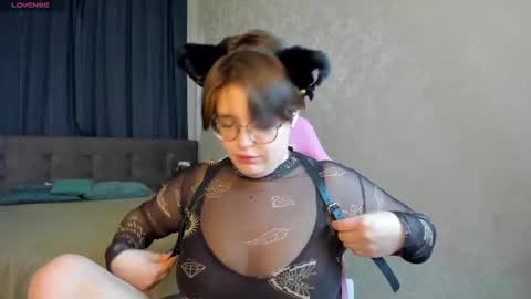 Snapshot of renee_turner chatting on 03.03.25 renee_turner online show from 03.03.25