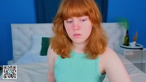 Snapshot of reneefoxy_ chatting on 06.13.26 reneefoxy_ online show from 06.13.26