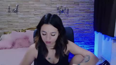 renesmesweet online show from 12.15.24