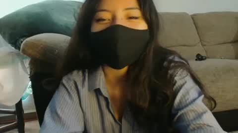 Snapshot of reni_tendress chatting on 10.07.25 reni_tendress online show from 10.07.25