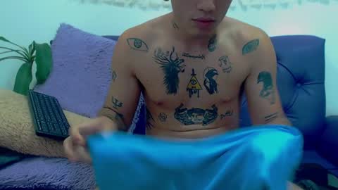 R E N E  online show from 12.12.24