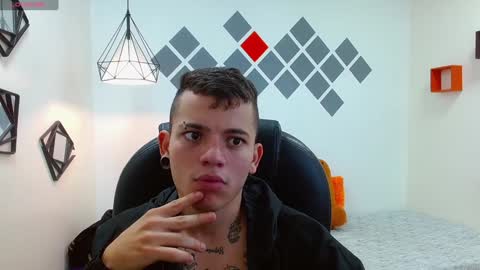 R E N E  online show from 12.29.24