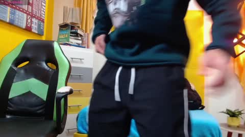 R E N E  online show from 01.10.25