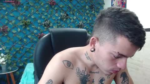 R E N E  online show from 03.06.25