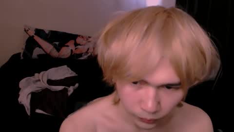 Snapshot of rennuts chatting on 02.23.26 rennuts online show from 02.23.26