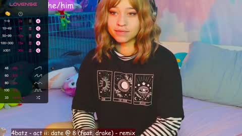 Snapshot of renpuppy chatting on 01.26.25 REN online show from 01.26.25