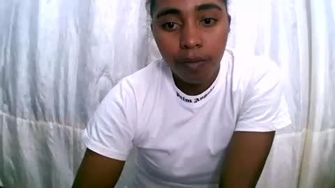 Snapshot of rephaleta chatting on 05.19.26 Rephaleta online show from 05.19.26
