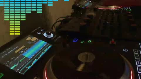 Snapshot of reticuli chatting on 04.29.26 GearPorn online show from 04.29.26