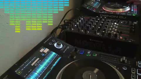 Snapshot of reticuli chatting on 07.07.26 GearPorn online show from 07.07.26