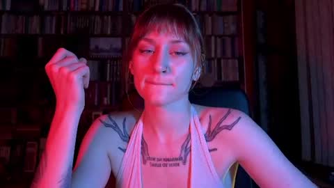 Snapshot of retromarie chatting on 06.23.26 Rie online show from 06.23.26