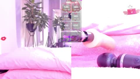 Snapshot of revy_black69 chatting on 12.29.24 Rebecca y sarih online show from 12.29.24
