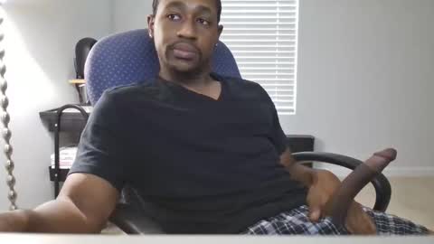 Snapshot of rfryre chatting on 11.09.25 Taye online show from 11.09.25