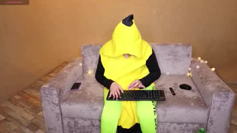 Snapshot of rheamoonn chatting on 03.03.26 Grace online show from 03.03.26