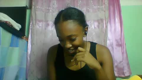 rhesa404090 online show from 02.24.26