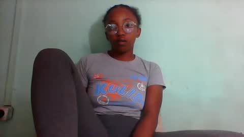 rhesa404090 online show from 03.07.26