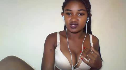 Snapshot of rhoanna chatting on 06.01.26 rhoanna online show from 06.01.26