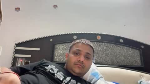 Snapshot of rhythmhates chatting on 10.31.25 Rhythm Hates online show from 10.31.25