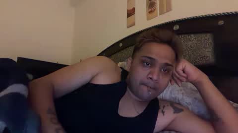 Snapshot of rhythmhates chatting on 11.23.25 Rhythm Hates online show from 11.23.25