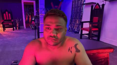 Snapshot of rhythmhates chatting on 12.15.25 Rhythm Hates online show from 12.15.25