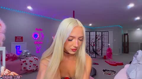 ria  online show from 09.19.25