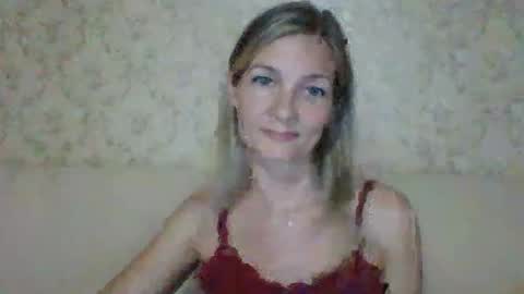 Snapshot of rialur09 chatting on 09.08.25 Galina online show from 09.08.25