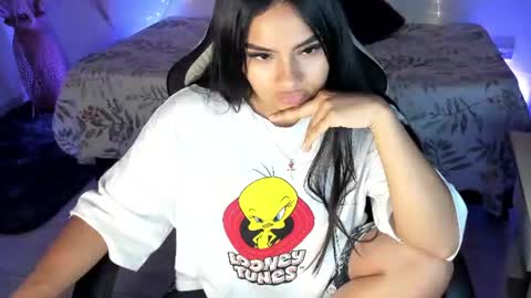 Snapshot of riana_kean chatting on 07.13.26 RianaK online show from 07.13.26
