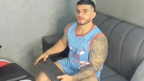 ricardogonzalez666 online show from 01.17.25