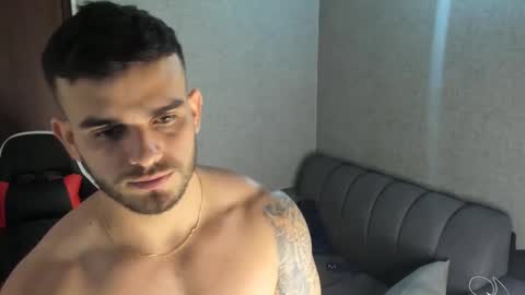 ricardogonzalez666 online show from 01.26.25