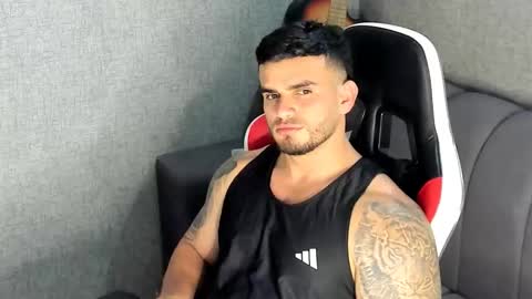 ricardogonzalez666 online show from 11.13.25