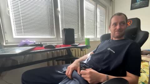 ricciardio online show from 10.25.25