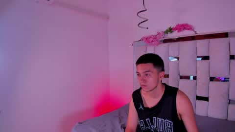 Snapshot of riccirizzo chatting on 05.23.26 Ricci and Rizzo online show from 05.23.26