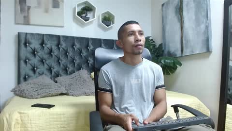 richar_voller online show from 02.08.25