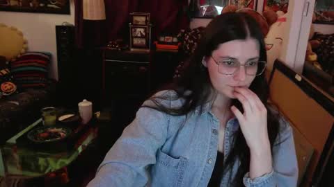 Jane Doe online show from 09.18.25