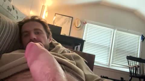 Snapshot of richielawrence chatting on 11.30.25 Richie Lawrence online show from 11.30.25